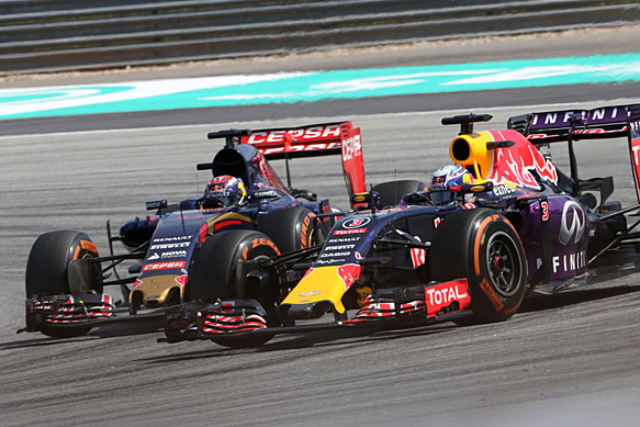 Horner: 'Toro Rosso Sezonun İlk Yarısında Red Bull'dan Daha İyi Olacak'