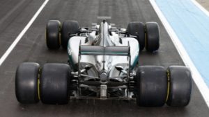 Mercedes ve Wehrlein 2017 Lastiklerini Test Ediyor 1