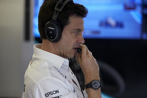 Wolff, yeni Mercedes CEO’su ile sorun yaşadığı söylentilerine gülüyor