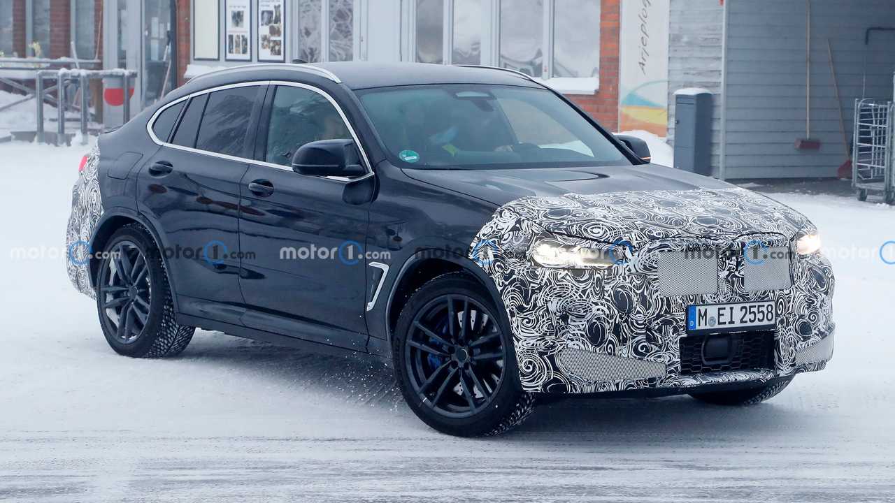 2021 BMW X4 M prototipleri soğuk hava testinde yakalandı