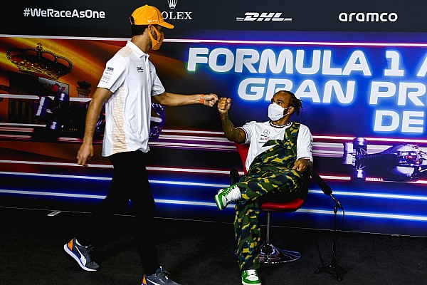 Ricciardo: “Hamilton, bu yılki savaşlarıyla başarısı hakkındaki şüpheleri sona erdiriyor”