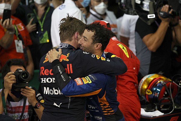 Ricciardo: “Verstappen’in şampiyonluğu hak etmediğini söylemek haksızlık”
