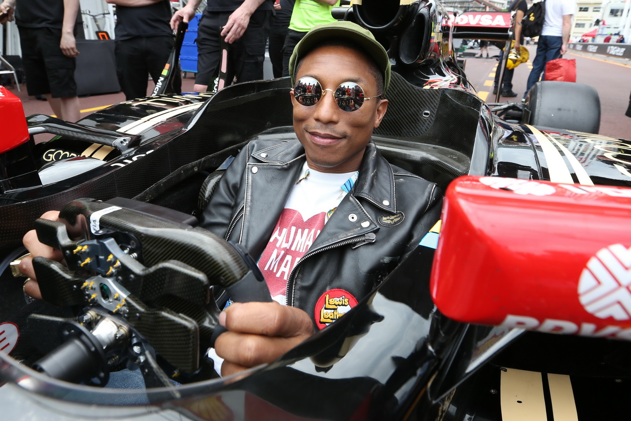 Pharrel Williams F1 Lotus’a Sponsoru Oldu