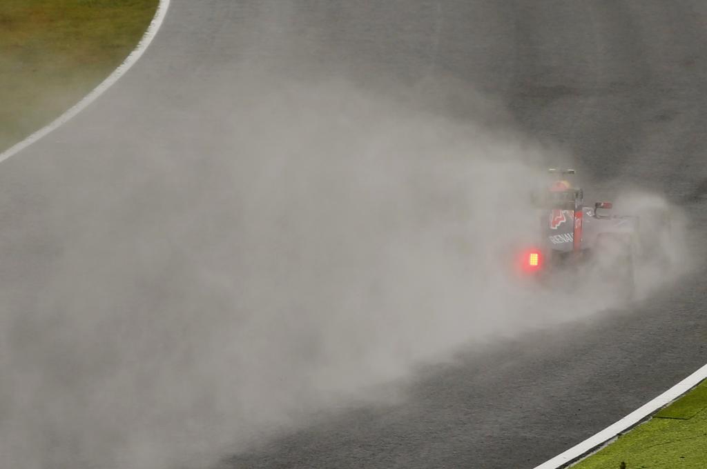 2015 Formula1 Japonya - Suzuka GP 2.Antrenman Sonuçları Kapak