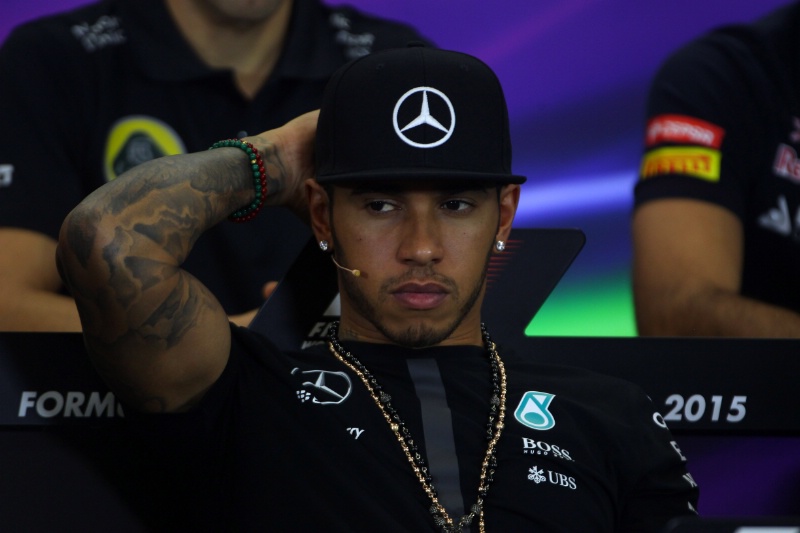 Mercedes - Hamilton iyi değil ama Brezilya'da yarışacak