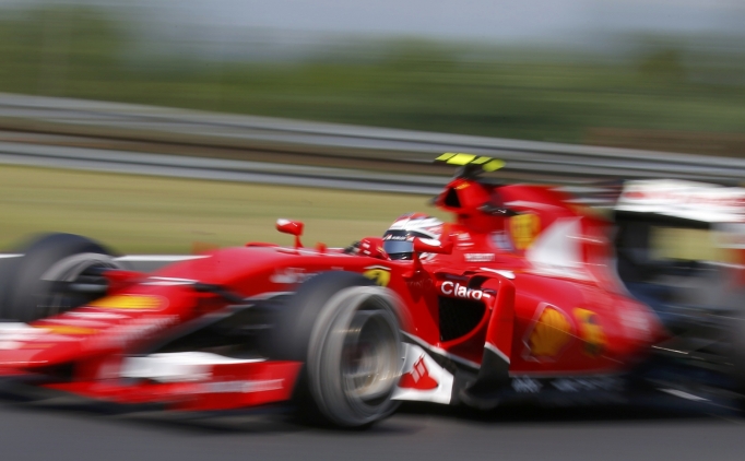 Ferrari Yeni Aracın Motor Sesini Paylaştı