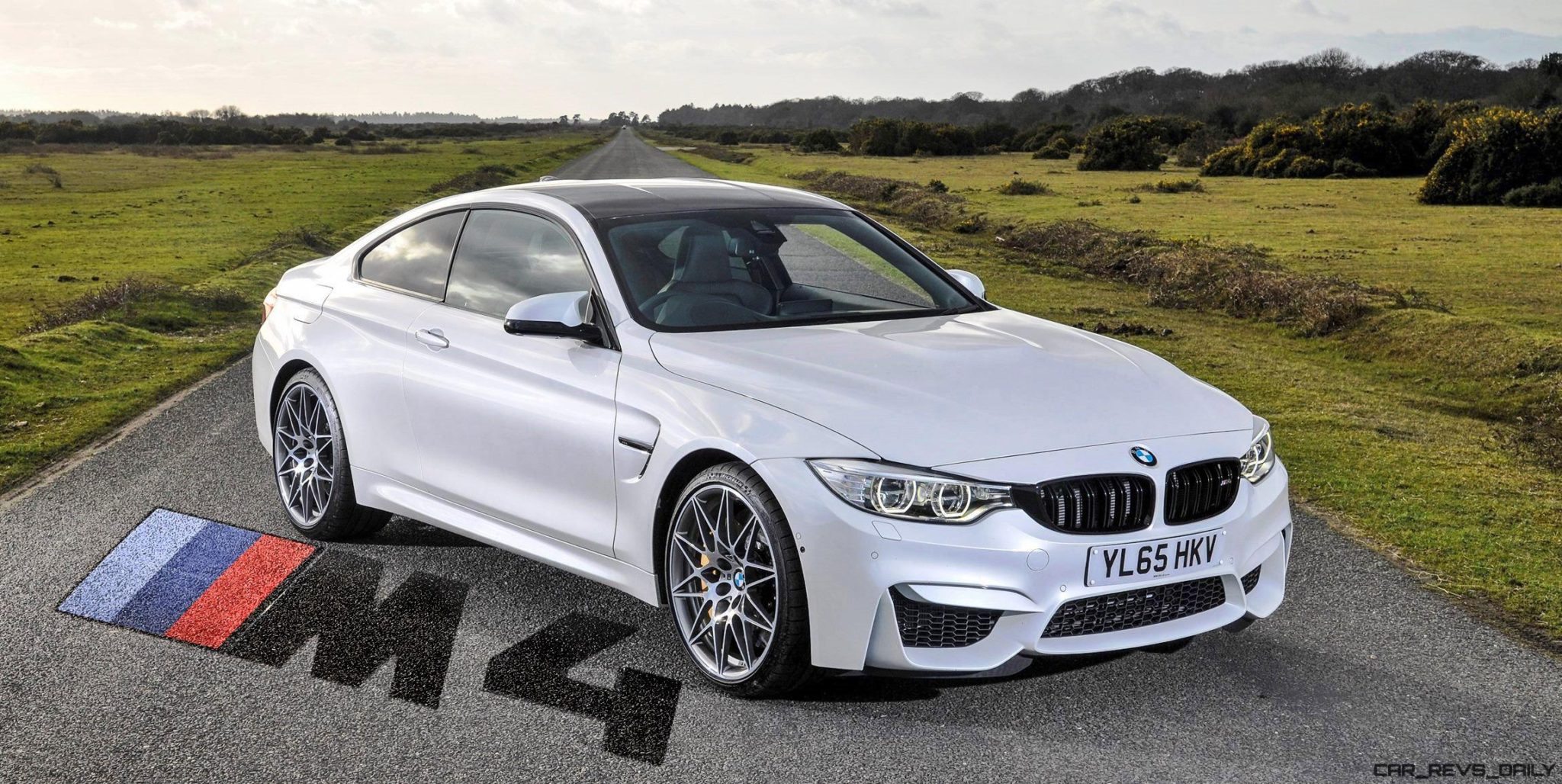 BMW M4 COUPE - TRmotosports