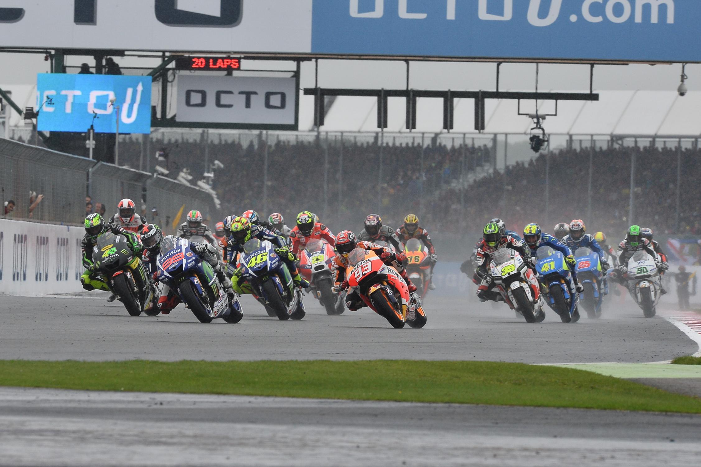 2016 MotoGP İngiltere Yarış Tekrarı izle