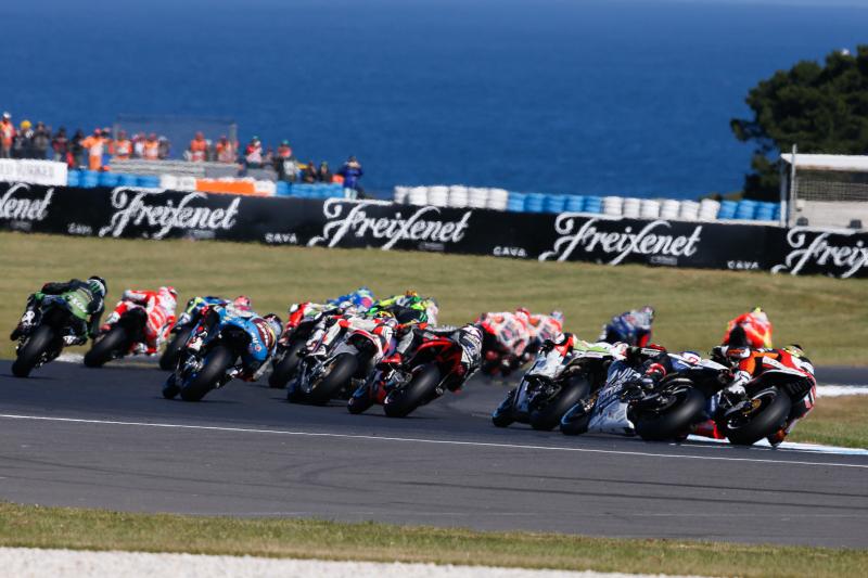 2016 MotoGP Avustralya Yarış Tekrarı izle
