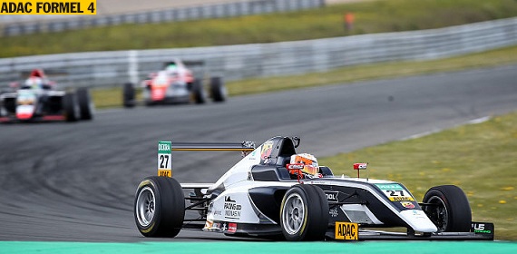 2017 ADAC Formula 4  Round 1 Oschersleben Tekrar izle