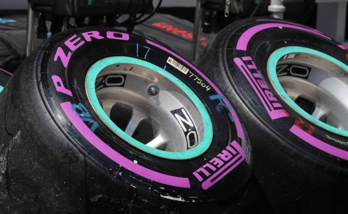 Pirelli F1 2018 için Süper-sert ve Hiper-Yumuşak Lastik Seçeneklerini ekledi