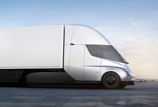Elektrikli Kamyon Tesla Semi Truck Tanıtıldı