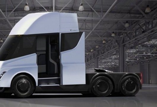 UPS’den 125 Tesla Elektrikli TIR Siparişi