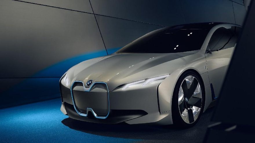 Elektrikli otomobile farklı bir bakış : BMW i4