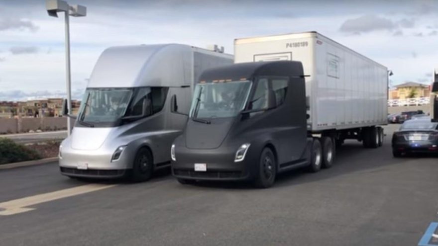 Tesla Semi yakalandı!