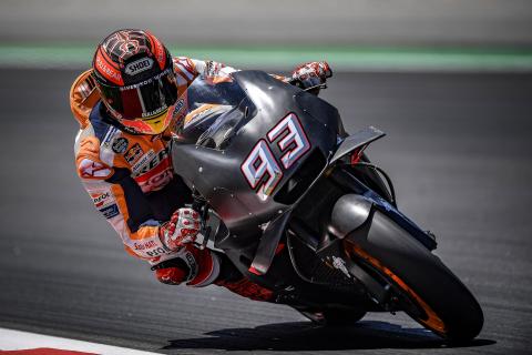 Marquez tries 'interesting' all-black bike