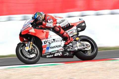 Lorenzo fastest on Friday in Catalunya