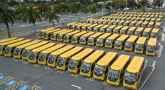 IVECO DELIVERS 900 DAILY MIDIBUS TO BRAZIL