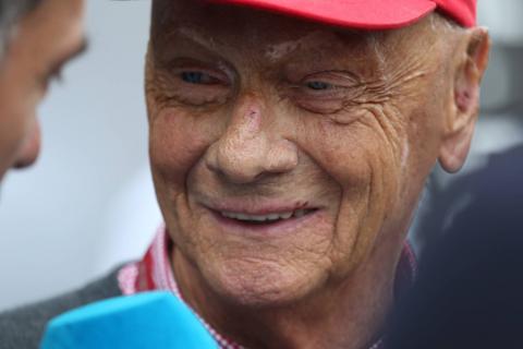 Lauda released from hospital after lung transplant