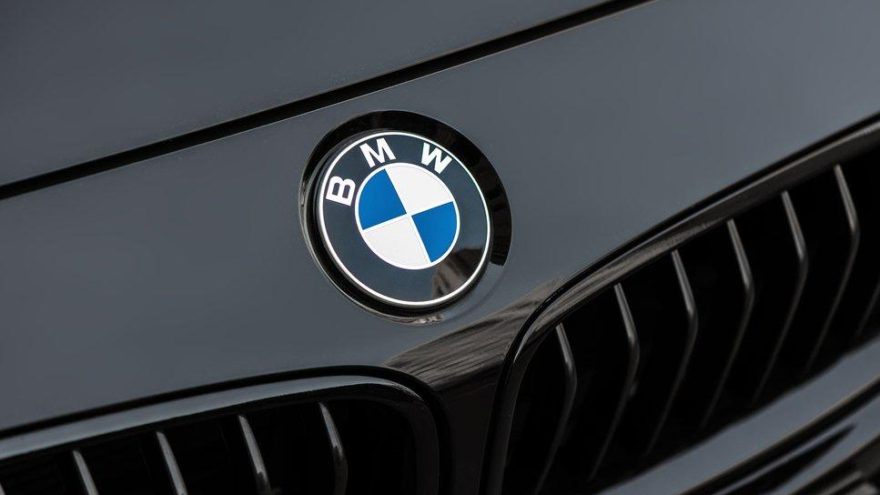 BMW 324 bin aracını geri çağırıyor!