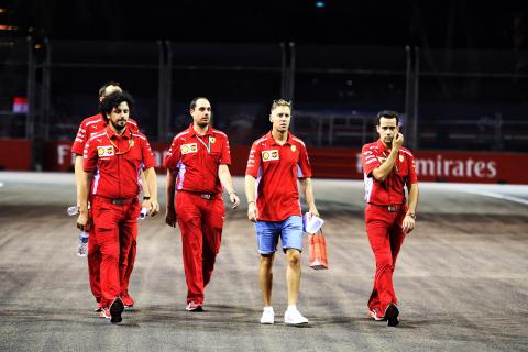 F1 2018 Singapore GP: FP1 LIVE!