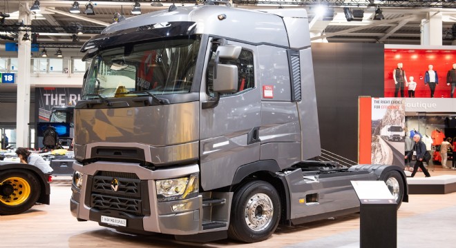 Renault Trucks’tan Yüzde 100 Elektrikli Araç