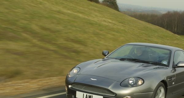 Aston Martin – DB7 – 5.9 i V12 48V (440 bg) – Teknik Özellikler