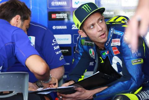 Rossi 'keeps calm' as Yamaha suffering continues