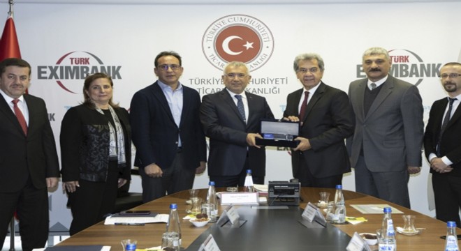 UND Heyeti Türk Eximbank Genel Müdürü Adnan Yıldırım’ı Ziyaret Etti