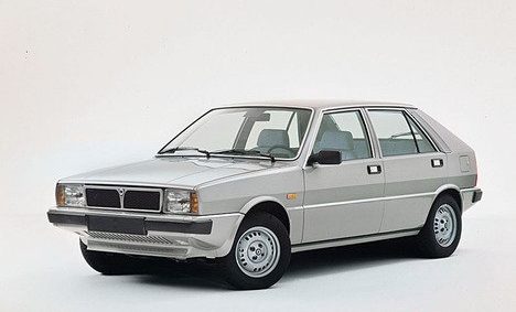 Lancia – Delta I (831 Abo) – 1.6 HF Turbo (Martini) (131 Hp) – Teknik Özellikler