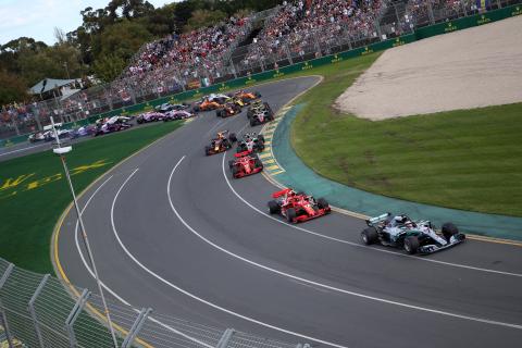 Melbourne keeps F1 Australian Grand Prix until 2025
