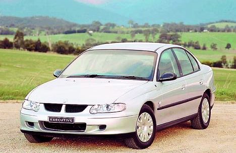 Holden – Commodore (VT) – 3.8 i V6 (200 Hp) – Teknik Özellikler