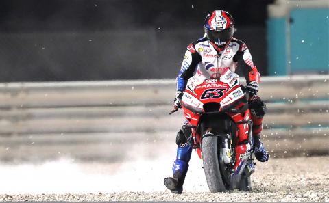 'Impossible' – broken wing sinks Bagnaia's MotoGP debut