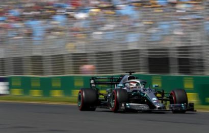 Hamilton, Mercedes pull clear in Australia FP2
