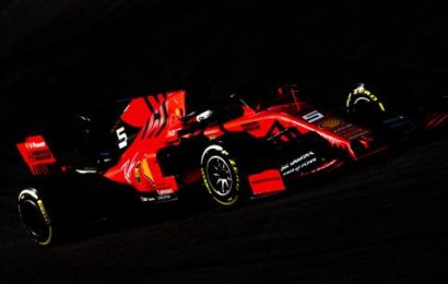 Vettel pips Hamilton but breaks down as F1 testing ends