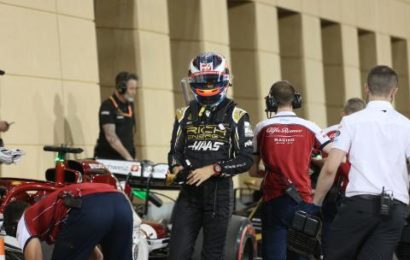 Grosjean handed three-place grid drop for Norris block
