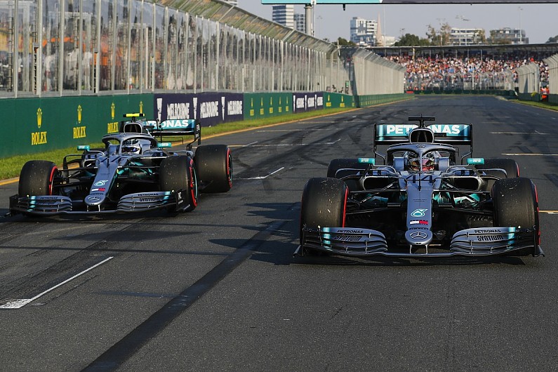 2019 Formula 1 sezonuna Mercedes hızlı başladı!