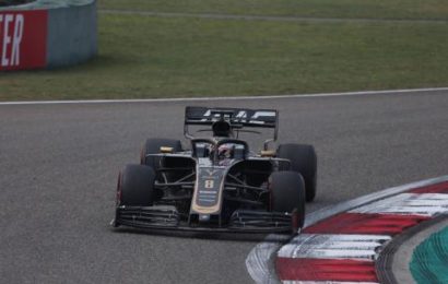 Grosjean not worried after front wing failed ‘on its own’