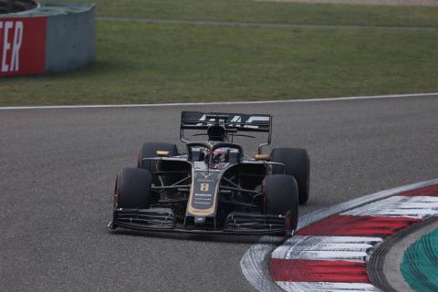 Grosjean not worried after front wing failed ‘on its own’