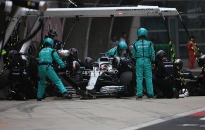 Wolff explains Mercedes’ ‘proud’ double-stack pit stop