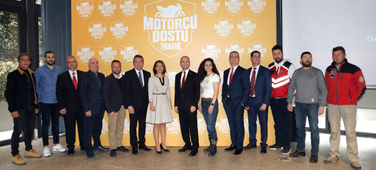 Hedef 3.500 Motosiklet Sürücüsü Hedef 3.500 Motosiklet Sürücüsü
