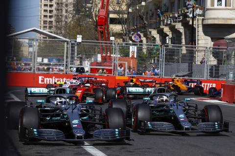 Mercedes happy to let 'clean' Hamilton and Bottas race