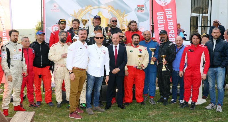 Bornova’da Şehitler Anısına Tırmandılar