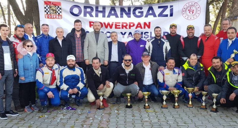Otokrosta 3 Yarış Bir Aradaydı Otokrosta 3 Yarış Bir Aradaydı