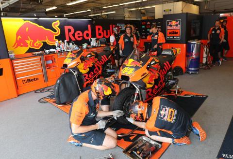 KTM resumes testing at Le Mans, Pedrosa still absent KTM resumes testing at Le Mans, Pedrosa still absent