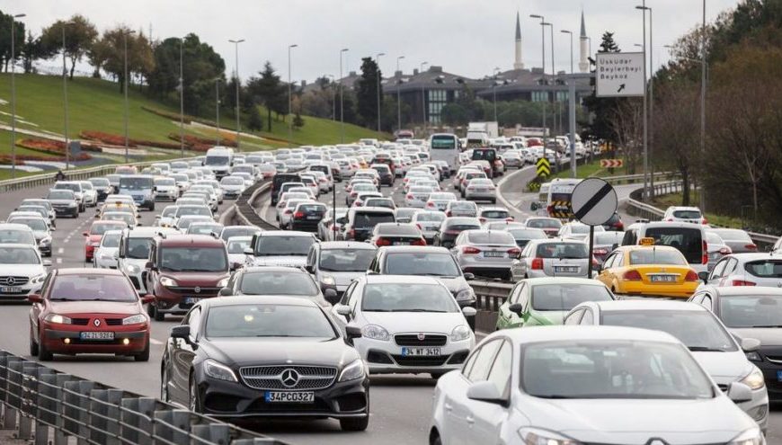 Trafiğe kaydı yapılan araç sayısı yüzde 49 azaldı!