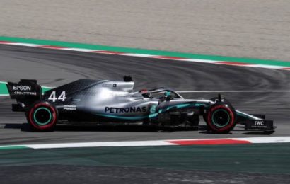 Hamilton pulls clear in final Spanish GP practice