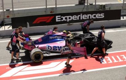 Stroll shrugs off “small hiccup” FP1 crash Stroll shrugs off “small hiccup” FP1 crash