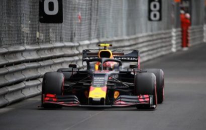 Verstappen explains issue which cost him FP2 running