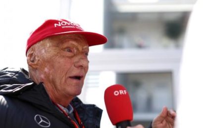 F1 confirms minute's silence, red cap tribute to Lauda